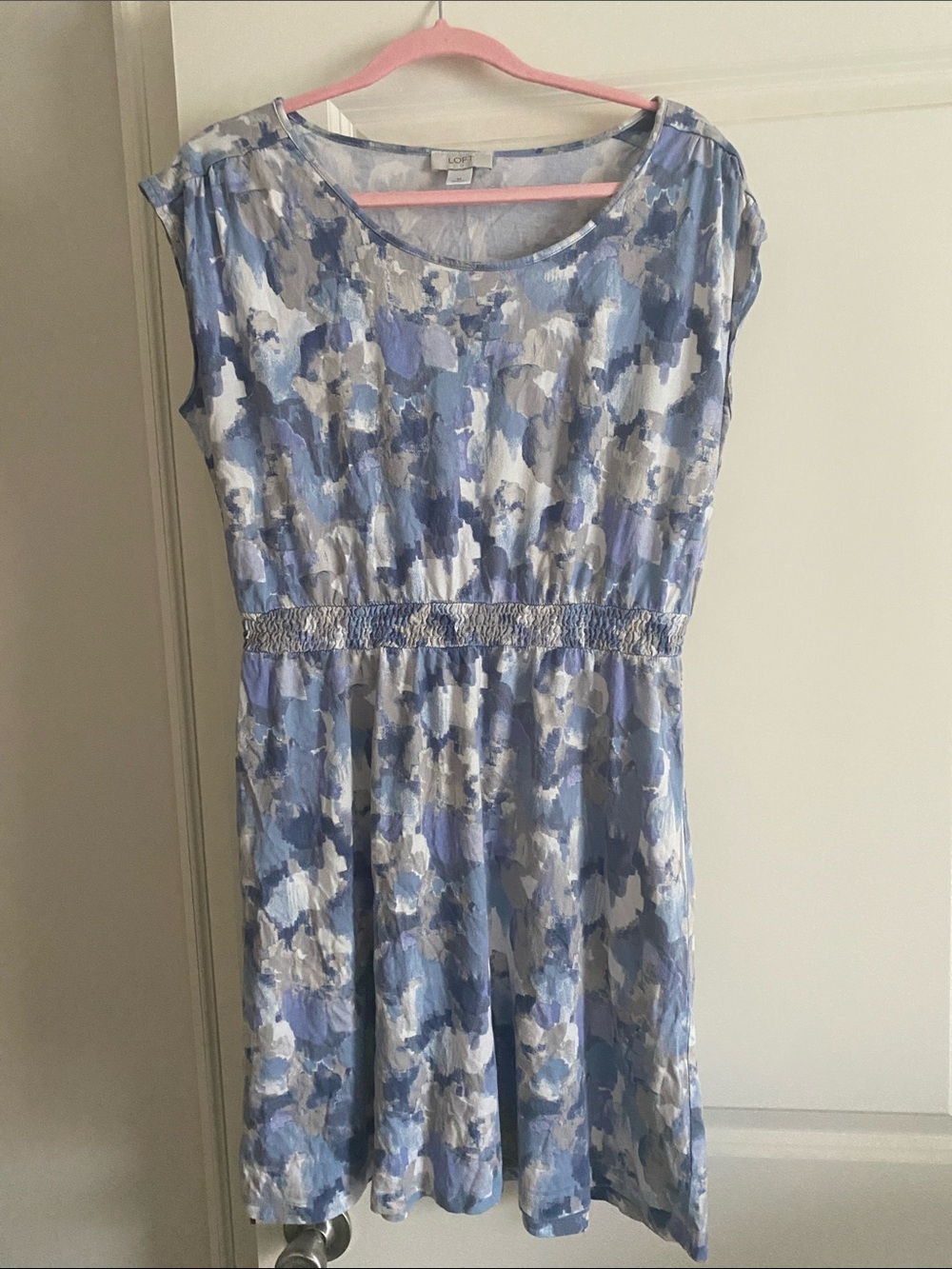 Loft knee length soft purple dress Sz M